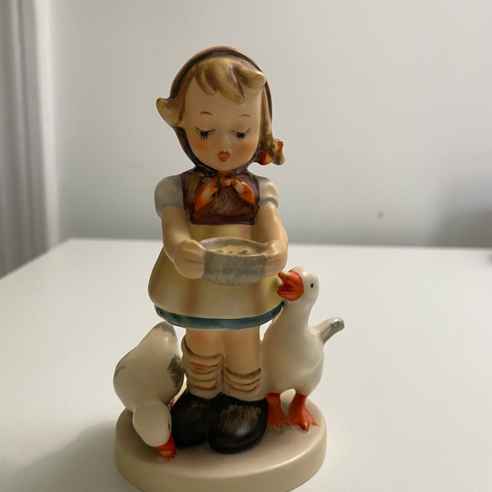 Hummel Figurine Be Patient